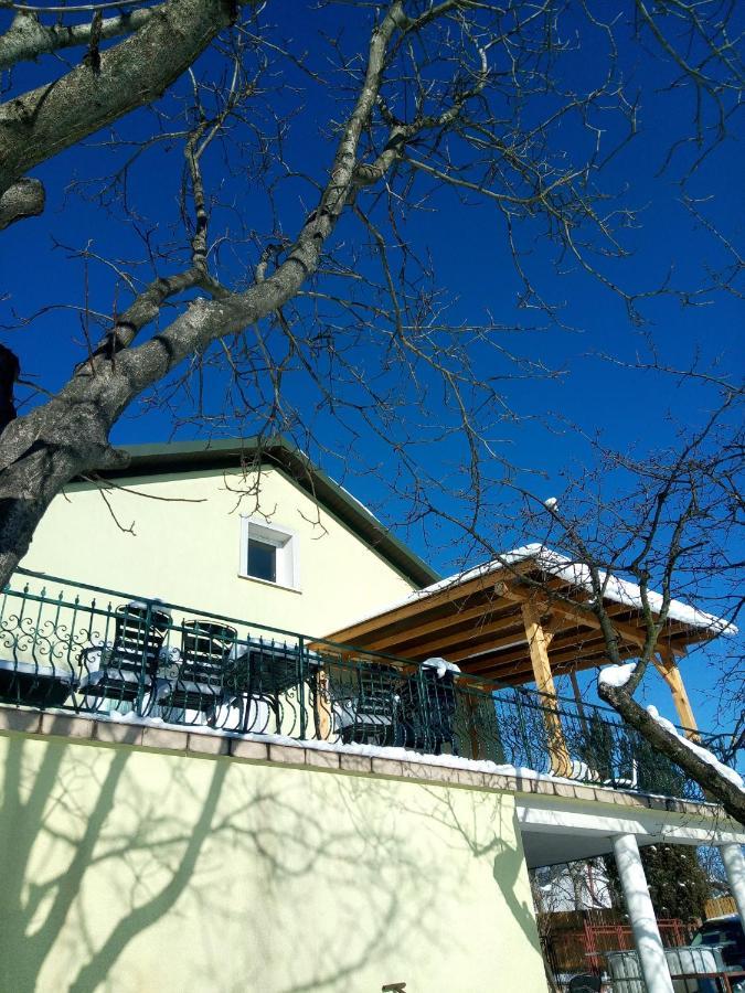 Homestay Strozowka Ґорліце Екстер'єр фото