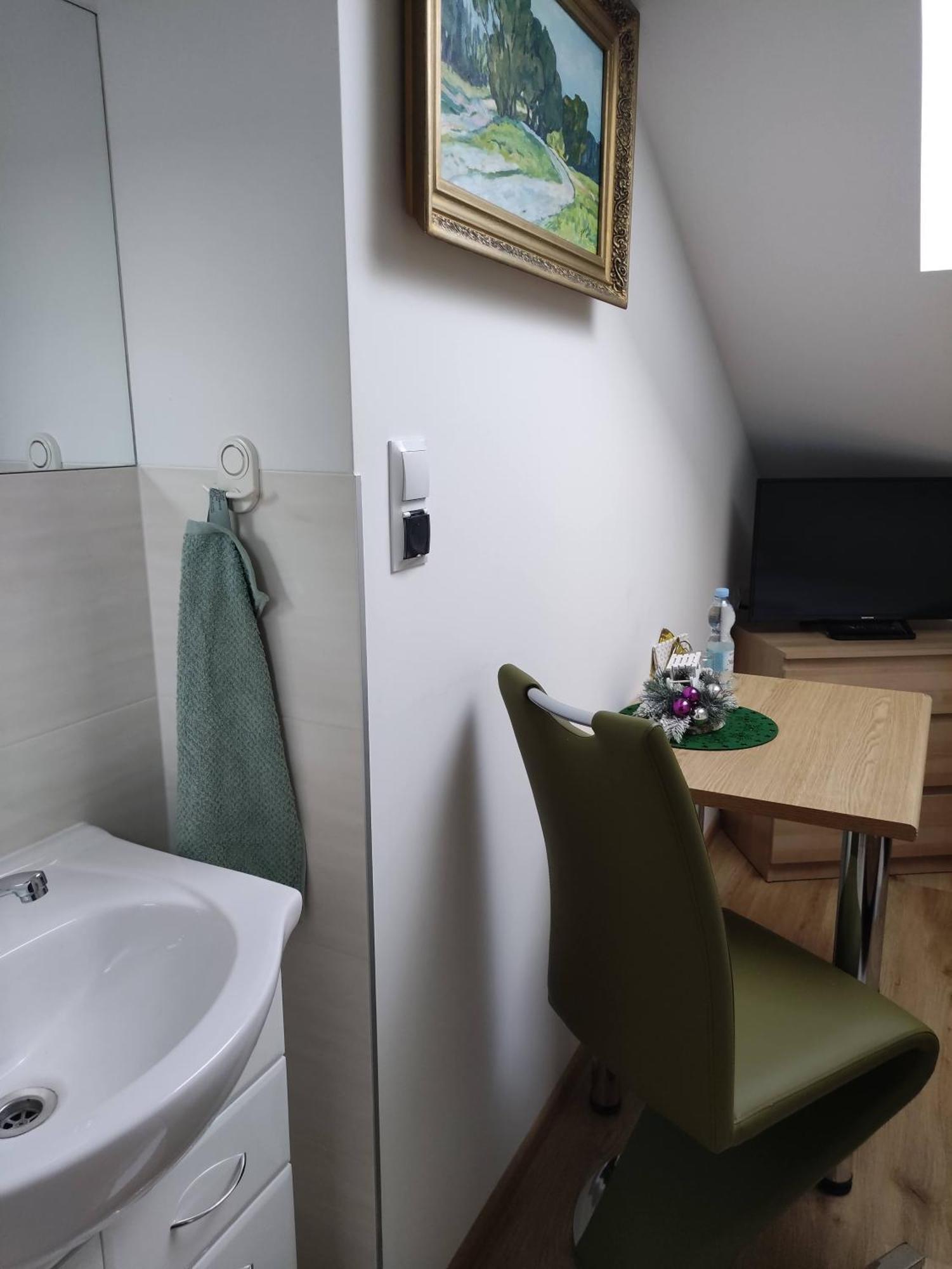 Homestay Strozowka Ґорліце Екстер'єр фото